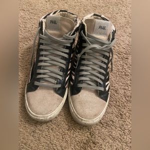 Womens P448 high tops size 40!